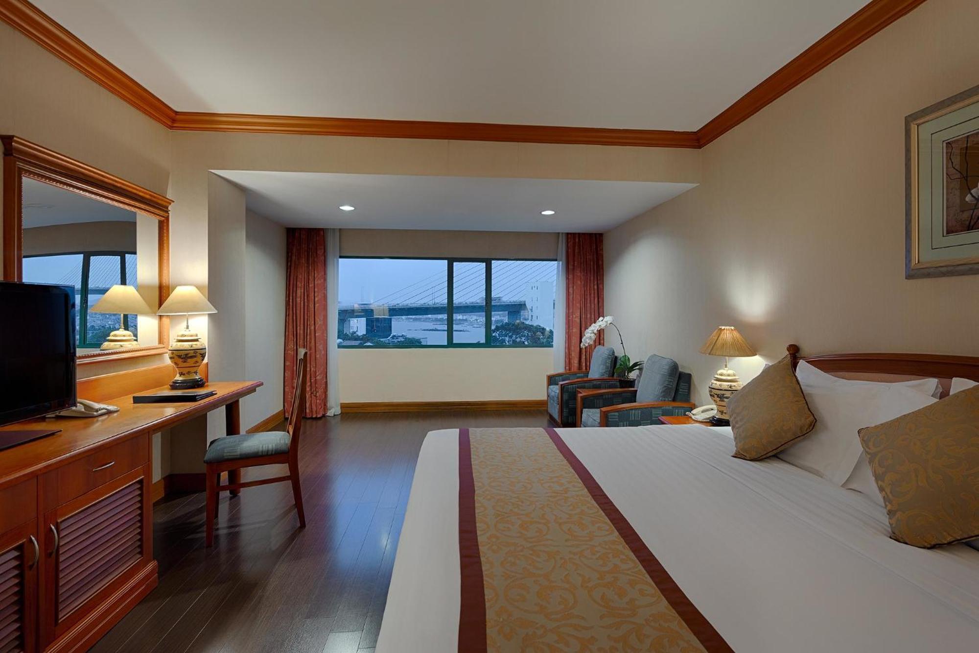 Halong Plaza Hotel Халонг Экстерьер фото