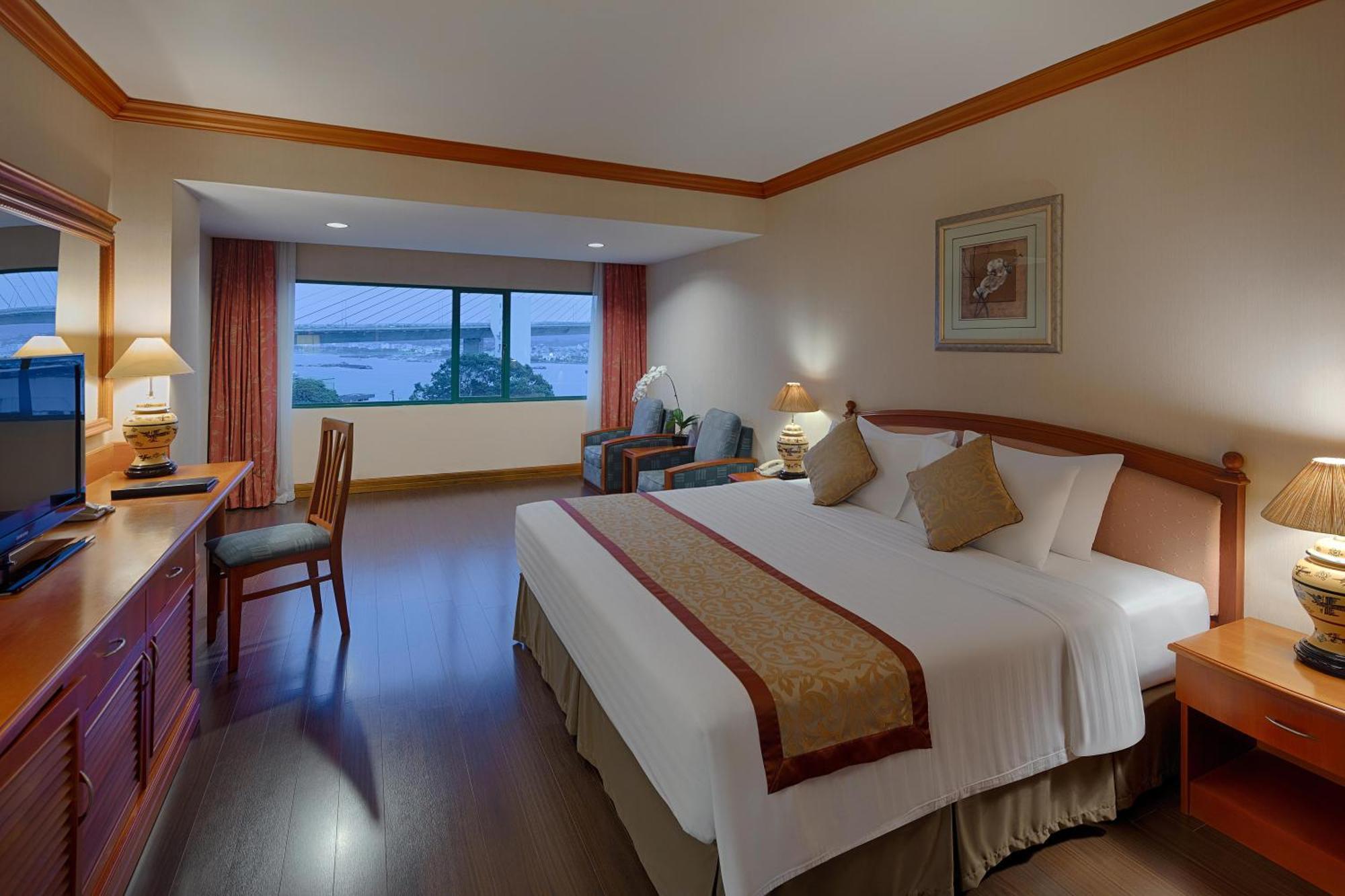 Halong Plaza Hotel Халонг Экстерьер фото